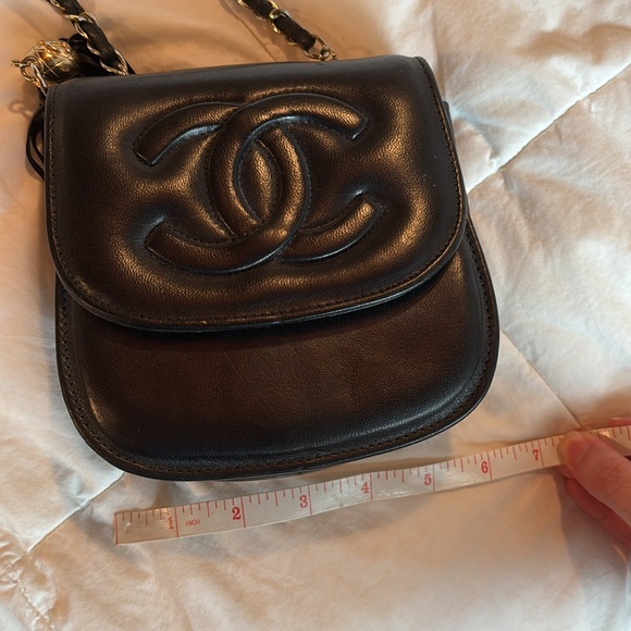 Vintage Chanel Crossbody Bag - Picture 7 of 12